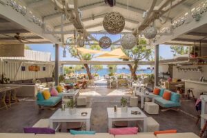 Beach bar Περίβολος Σαντορίνη, εστιατόριο Περίβολος Σαντορίνη, παραλία Περίβολος Σαντορίνη, καφετέρια Περίβολος Σαντορίνη, καφέ Περίβολος Σαντορίνη, ροφήματα Περίβολος Σαντορίνη, πρωινά γεύματα Περίβολος Σαντορίνη, φαγητό Περίβολος Σαντορίνη, ποτά Περίβολος Σαντορίνη, Chilli