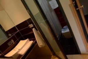 Ενοικιαζόμενα δωμάτια Νέα Βρασνά, σουίτες Νέα Βρασνά, πολυτελή δωμάτια Νέα Βρασνά, διαμονή Νέα Βρασνά, στούντιο Νέα Βρασνά, ξενοδοχείο Νέα Βρασνά, Amalia Center