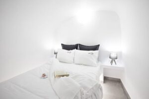 Ενοικιαζόμενα δωμάτια Οία Σαντορίνη, ενοικιαζόμενα διαμερίσματα Οία Σαντορίνη, ξενοδοχείο Οία Σαντορίνη, κατάλυμα Οία Σαντορίνη, διαμονή Οία Σαντορίνη, ξενώνας Οία Σαντορίνη, White Side Suites