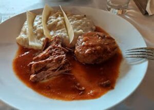 Εστιατόριο Καστοριά, ταβέρνα Καστοριά, μαγειρευτά φαγητά Καστοριά, παραδοσιακό φαγητό Καστοριά, ψητά κρέατα Καστοριά, ζυμαρικά Καστοριά, μεζέδες Καστοριά, Ντολτσό