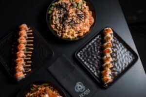 Ιαπωνικό εστιατόριο Ρόδος, sushi Ρόδος, noodles Ρόδος, maki rolls Ρόδος, ιαπωνικές σαλάτες Ρόδος, κινέζικο ρύζι Ρόδος, bao buns Ρόδος, Homu Sushi Bar