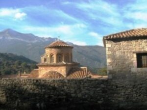 Ιερά Μονή Γόλα Λακωνίας, ανδρικό μοναστήρι Γόλα Λακωνίας, εκκλησία Γόλα Λακωνίας, ιερός ναός Γόλα Λακωνίας, χώρος προσευχής Γόλα Λακωνίας, εκκλησιαστική λειτουργία Γόλα Λακωνίας, Ζωοδόχου Πηγής Γόλας