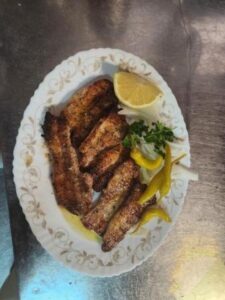 Μεζεδοπωλείο Παλαιά Κοκκινιά, ταβέρνα Παλαιά Κοκκινιά, παραδοσιακό κουτούκι Παλαιά Κοκκινιά, οινομαγειρείο Παλαιά Κοκκινιά, ψητά κρέατα Παλαιά Κοκκινιά, μαγειρευτά φαγητά Παλαιά Κοκκινιά, ψαρικά Παλαιά Κοκκινιά, ζυμαρικά Παλαιά Κοκκινιά, Το Κουτούκι Του Αντώνη