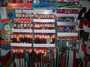 Οικοδομικά υλικά Μάνδρα, οικοδομικά εργαλεία Μάνδρα, χρώματα Μάνδρα, σιδηρικά Μάνδρα, μονωτικά Μάνδρα, στεγανωτικά Μάνδρα, βερνίκια Μάνδρα, καθαριστικά πλακιδίων Μάνδρα, ΑΦΟΙ Καλομοίρη