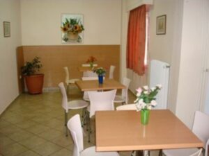 Οίκος ευγηρίας Κυψέλη Αθήνα, μονάδα φροντίδας ηλικιωμένων Κυψέλη Αθήνα, στέγη ηλικιωμένων Κυψέλη Αθήνα, γηροκομείο Κυψέλη Αθήνα, γεροντολογικό κέντρο Κυψέλη Αθήνα, Στέγη Γερόντων Ιερού Ναού Γεωργίου