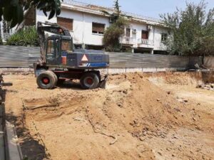 Χωματουργικές εργασίες Γέρακας, εκσκαφές Γέρακας, εκβραχισμοί Γέρακας, διανοίξεις δρόμων Γέρακας, κατεδαφίσεις Γέρακας, αποκομιδή μπαζών Γέρακας, αποχετευτικά έργα Γέρακας, Χατζής Δημήτρης