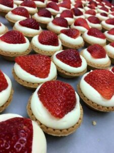 Ζαχαροπλαστείο Ορεστιάδα, γλυκά Ορεστιάδα, τούρτες Ορεστιάδα, πάστες Ορεστιάδα, σιροπιαστά γλυκά Ορεστιάδα, κεράσματα Ορεστιάδα, παγωτά Ορεστιάδα, Το Άλσος